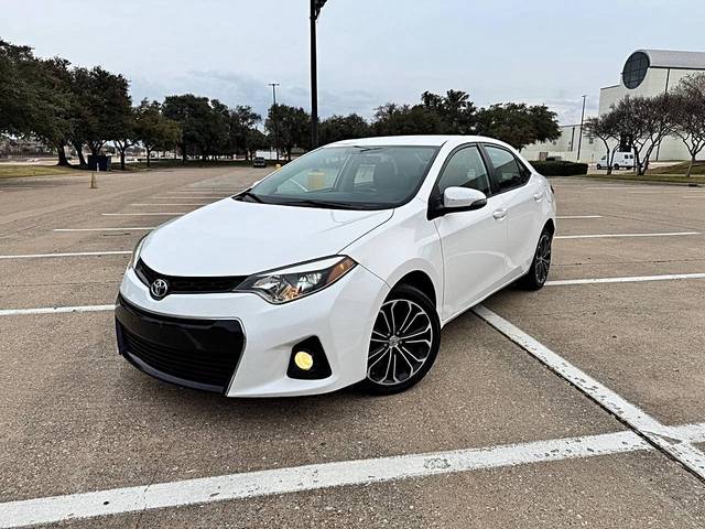 2015 Toyota Corolla S Plus FWD photo