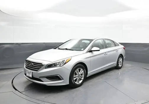 2017 Hyundai Sonata 2.4L FWD photo
