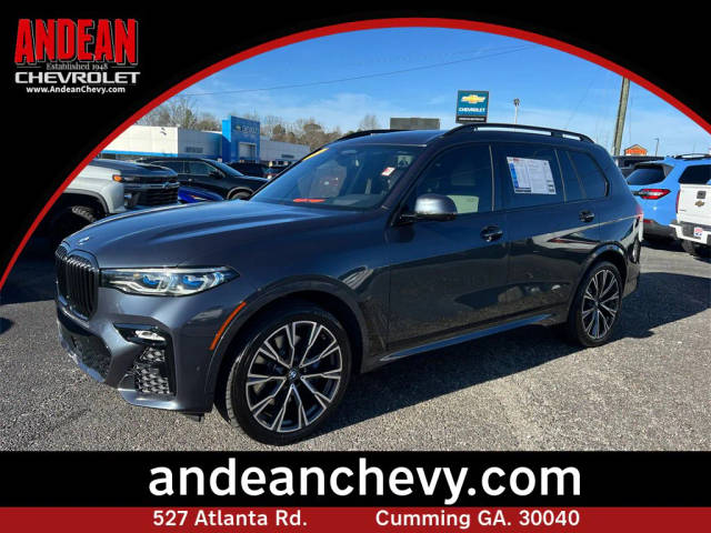 2022 BMW X7 M50i AWD photo