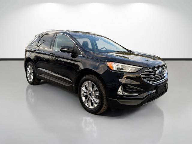 2020 Ford Edge Titanium FWD photo