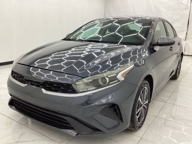 2023 Kia Forte LXS FWD photo