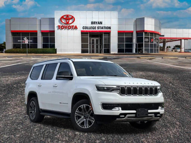 2023 Jeep Wagoneer Series II RWD photo