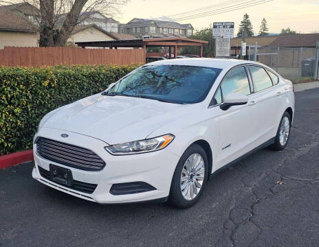 2016 Ford Fusion S Hybrid FWD photo