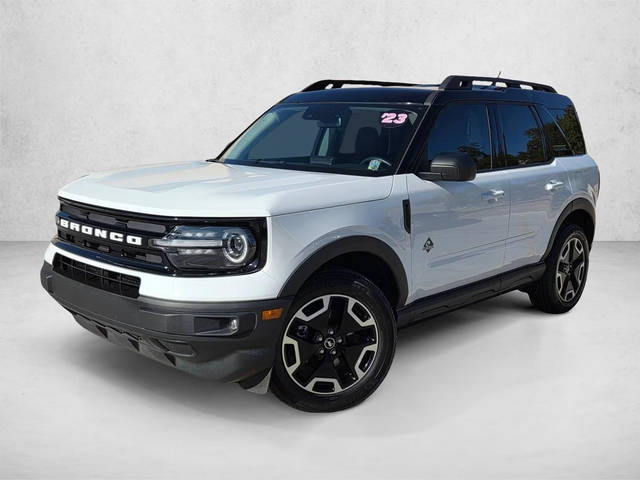 2023 Ford Bronco Sport Outer Banks 4WD photo