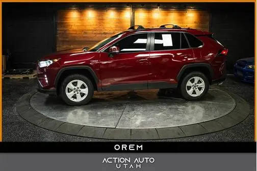 2021 Toyota RAV4 Hybrid XLE AWD photo