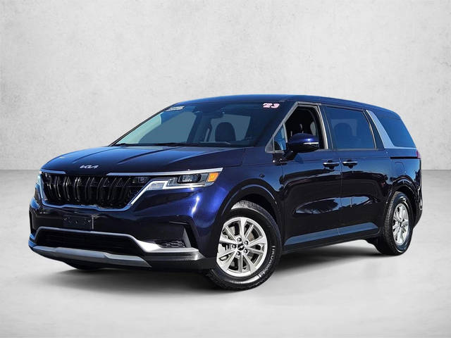 2023 Kia Carnival LX FWD photo