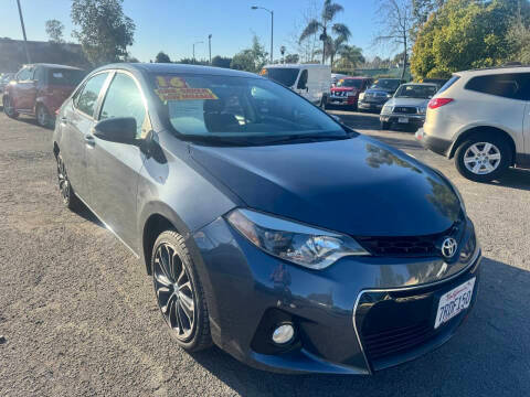 2016 Toyota Corolla LE FWD photo