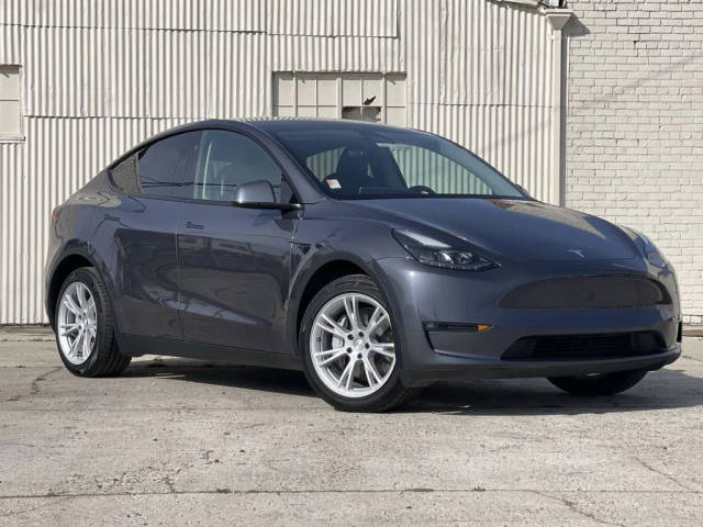 2023 Tesla Model Y Long Range AWD photo