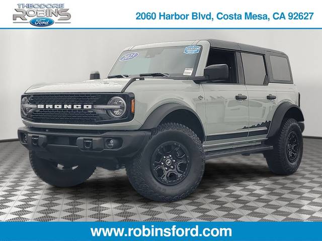 2023 Ford Bronco 4 Door Wildtrak 4WD photo