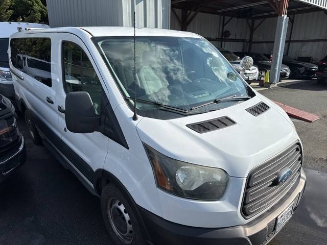2015 Ford Transit Passenger Wagon XL RWD photo