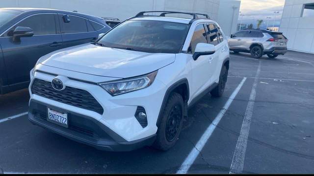 2019 Toyota RAV4 XLE AWD photo