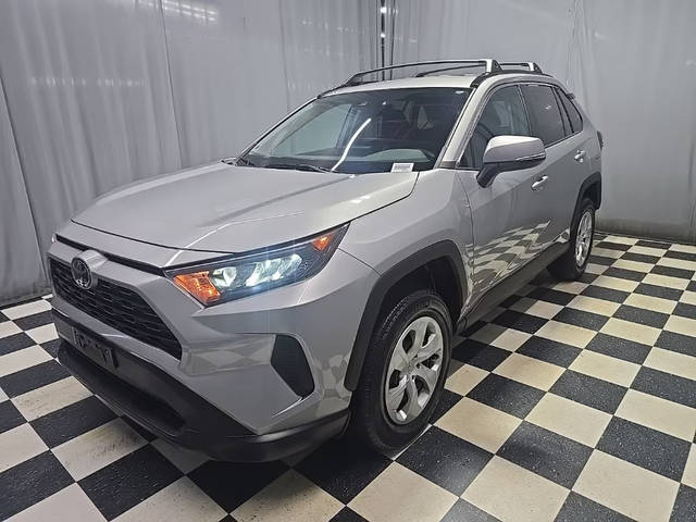 2019 Toyota RAV4 LE AWD photo