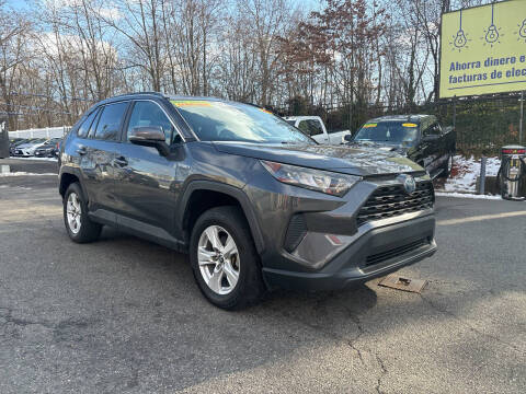 2020 Toyota RAV4 Hybrid LE AWD photo