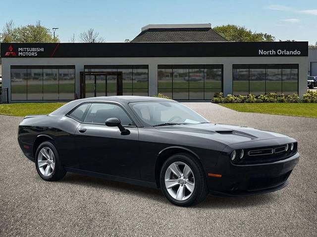 2023 Dodge Challenger SXT RWD photo