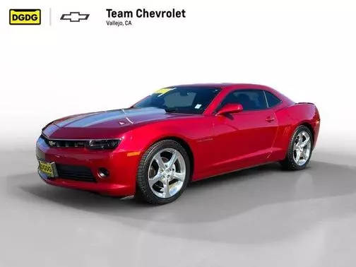 2015 Chevrolet Camaro LT RWD photo