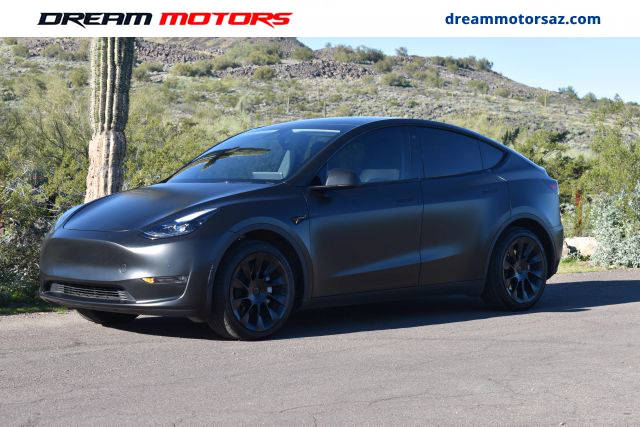 2022 Tesla Model Y Long Range AWD photo