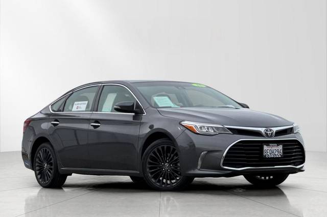 2018 Toyota Avalon Touring FWD photo