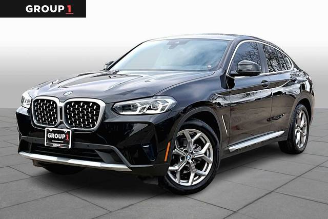 2023 BMW X4 xDrive30i AWD photo