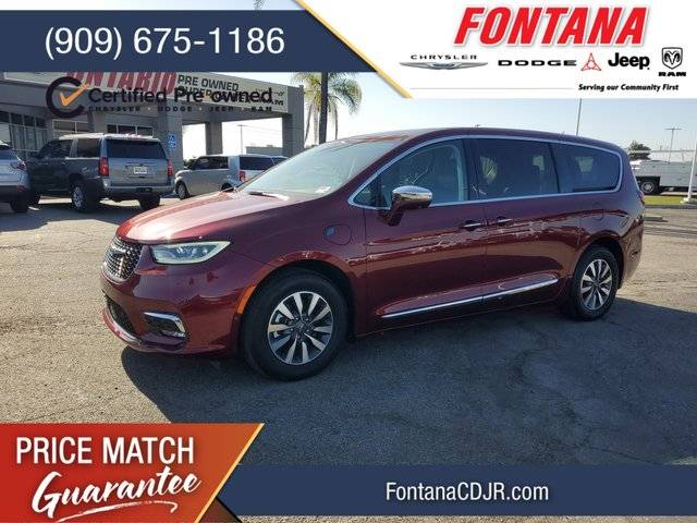 2022 Chrysler Pacifica Minivan Hybrid Limited FWD photo
