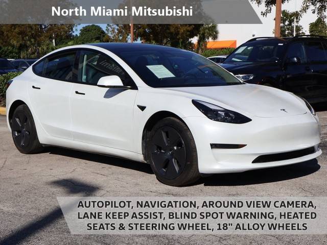 2023 Tesla Model 3 RWD photo