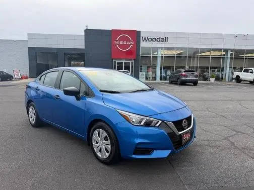 2022 Nissan Versa S FWD photo