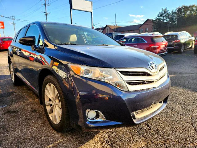 2015 Toyota Venza XLE FWD photo