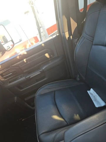 2022 Ram 2500 Limited 4WD photo