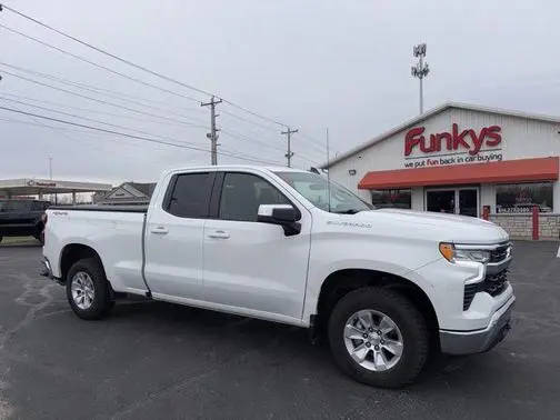 2023 Chevrolet Silverado 1500 LT 4WD photo