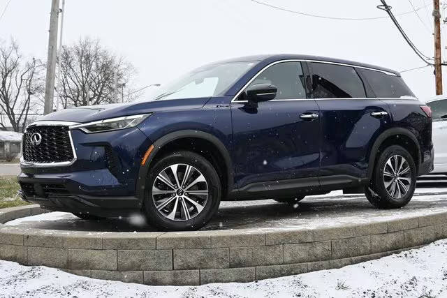 2023 Infiniti QX60 PURE AWD photo