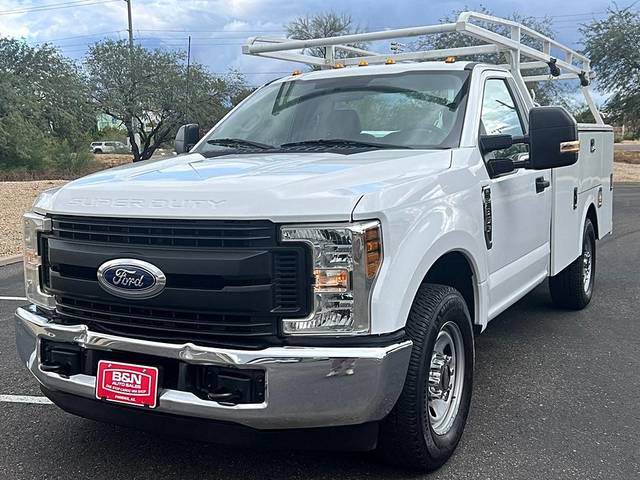 2019 Ford F-350 Super Duty RWD photo