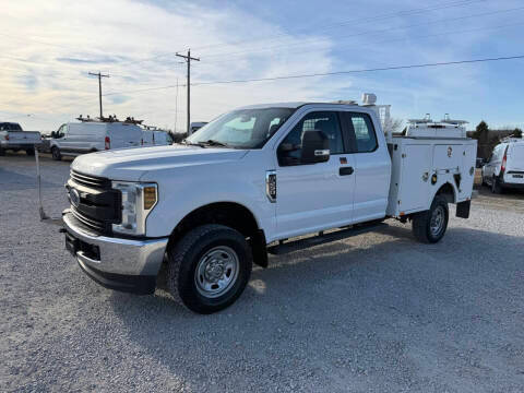 2018 Ford F-250 Super Duty XL 4WD photo
