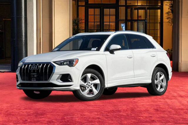 2019 Audi Q3 Premium AWD photo