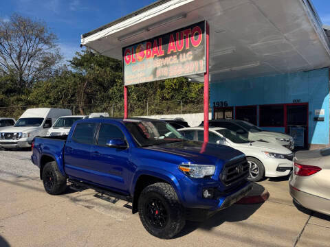 2022 Toyota Tacoma SR5 4WD photo