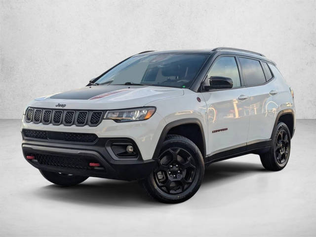 2023 Jeep Compass Trailhawk 4WD photo
