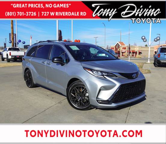 2022 Toyota Sienna XSE AWD photo