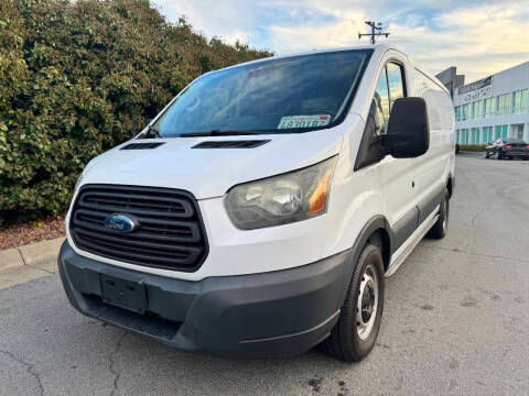 2016 Ford Transit Van  RWD photo