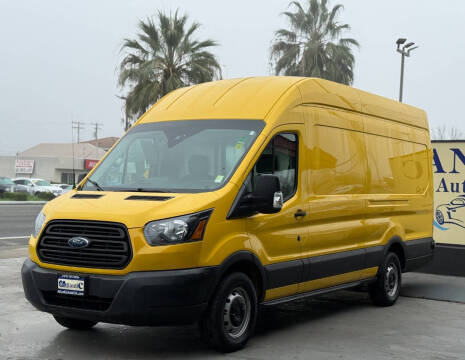 2019 Ford Transit Van  RWD photo