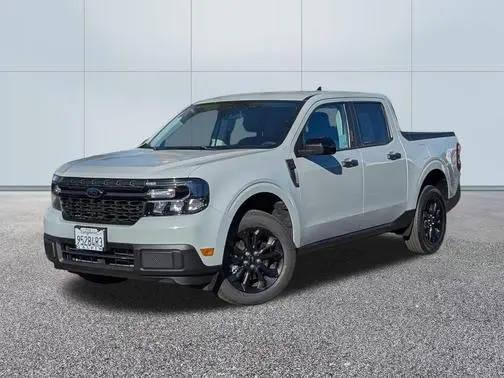 2023 Ford Maverick XLT FWD photo