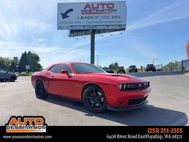2015 Dodge Challenger R/T Scat Pack RWD photo