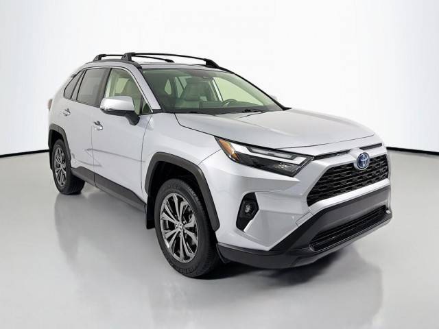 2022 Toyota RAV4 Hybrid XLE Premium AWD photo