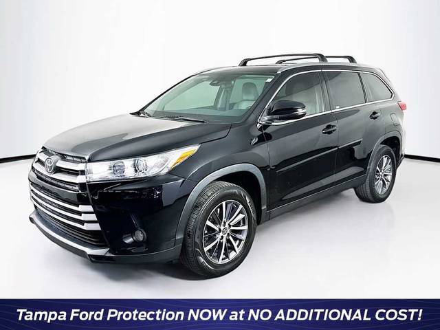 2019 Toyota Highlander XLE FWD photo