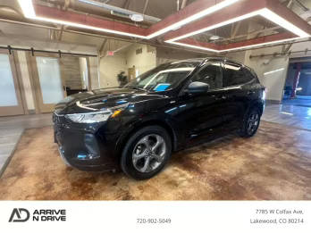 2023 Ford Escape ST-Line AWD photo