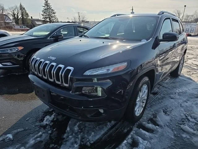 2015 Jeep Cherokee Latitude 4WD photo