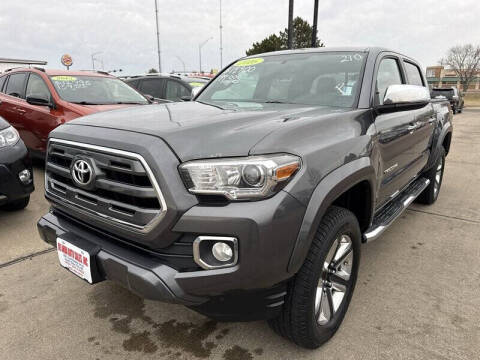 2016 Toyota Tacoma Limited 4WD photo