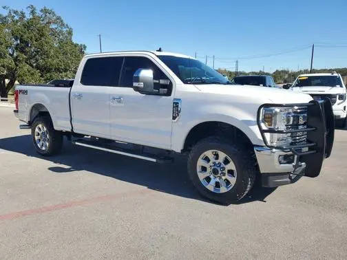 2019 Ford F-250 Super Duty LARIAT 4WD photo