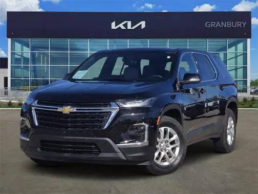 2023 Chevrolet Traverse LS FWD photo