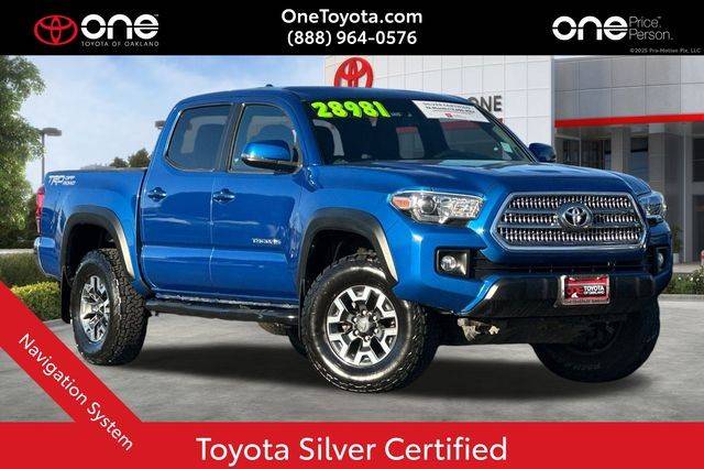 2017 Toyota Tacoma TRD Off Road RWD photo