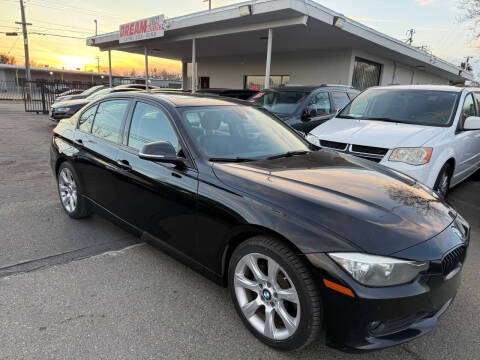 2015 BMW 3 Series 320i RWD photo