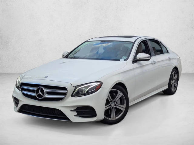 2017 Mercedes-Benz E-Class E 300 Sport RWD photo