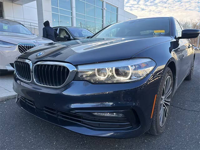 2018 BMW 5 Series 530i xDrive AWD photo